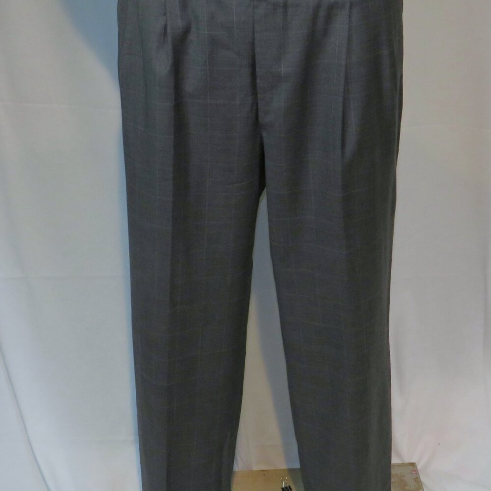 St. Saint Andrews Super 160 Gray Windowpane Plaid Two Button Suit 44R - Picture 13 of 16